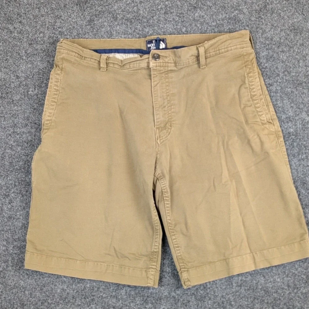 The North Face Mens Chino Shorts Tan Khaki Utility Pocket 36 Long A9AS